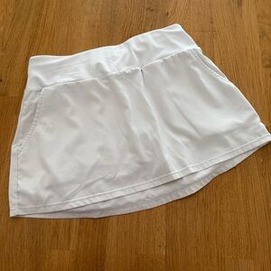 Fabletics SMALL White Irene Athletic Tennis Pickle Ball Skirt Skort